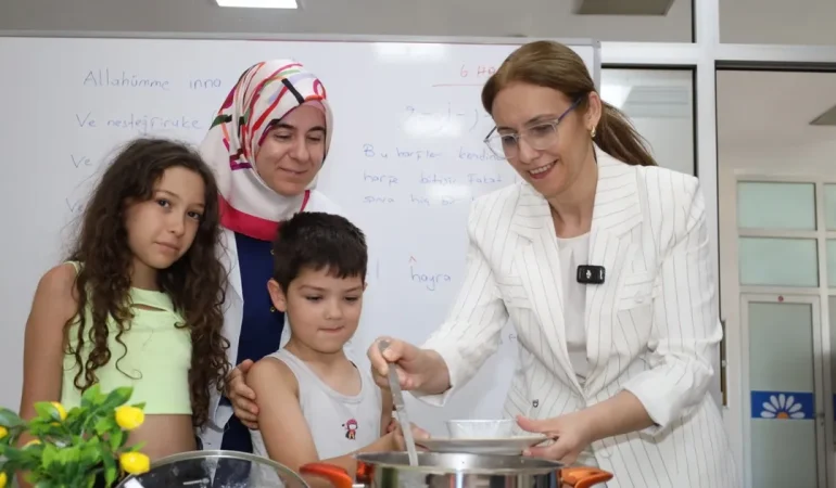 Başkan Vekili Abiş’ten KO-MEK yaz kurslarına ziyaret