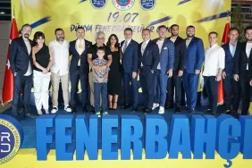 birlesik-fenerbahcelilerden-ankarada-muhtesem-kutlama-2Lqg1gkx.webp