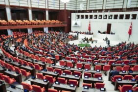 mecliste-ekonomik-ve-vergi-duzenlemeleri-uzerine-tartismalar-suruyor-VG4UKfXO.jpg