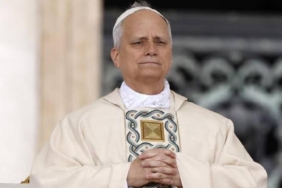 papa-gazzedeki-insanlik-durumunu-endiseyle-takip-ediyor-FEJ5Lhg3.jpg