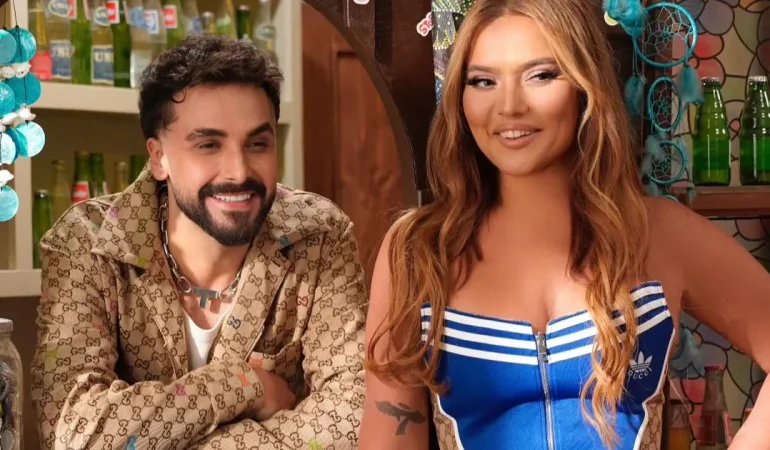 Sefo ve Demet Akalın dünyayı sallıyor!  “Yerinde Dur” billboard listesinde 17. sırada!