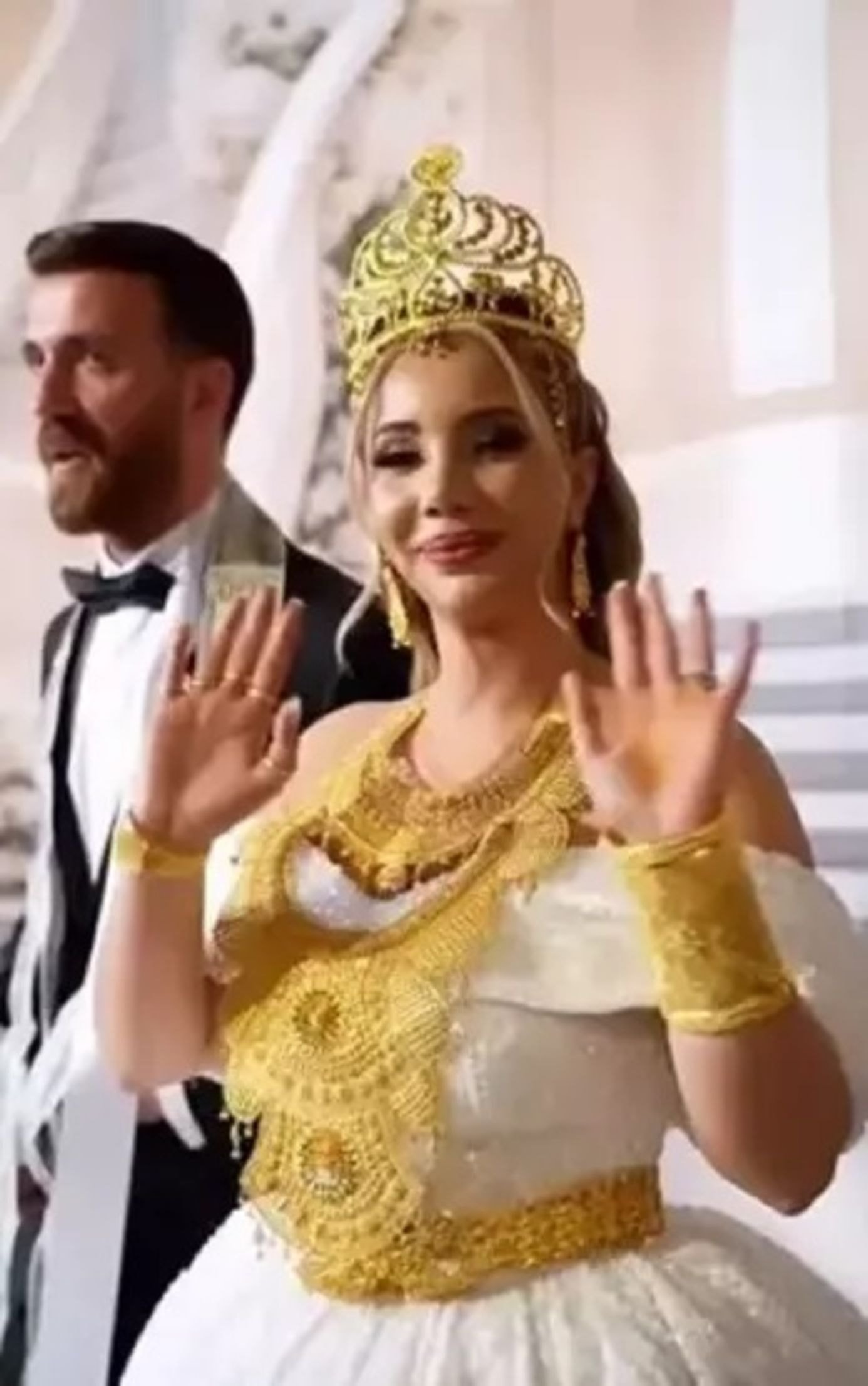 İlişkilerinde düğün sonrası gerginlik