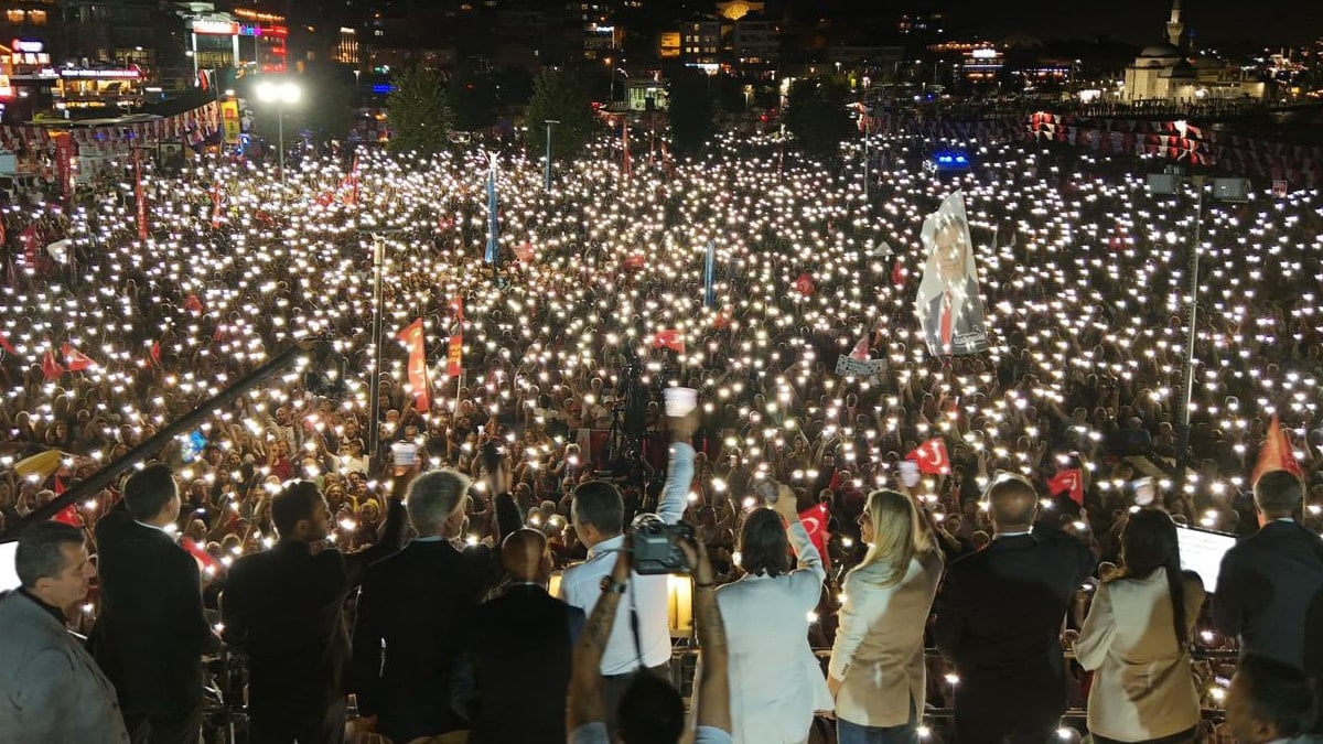 CHP Genel Başkanı Özel: Anketler Erdoğan’a Kötü Haber Veriyor!