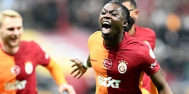 derrick-kohnden-galatasaraya-veda-yeni-istikameti-aciklandi-1inHr1BT.jpg