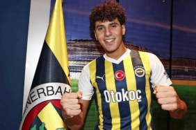 fenerbahce-omar-fayedi-aroucaya-kiraladi-satin-alma-opsiyonu-da-var-IO8gPwiu.jpg