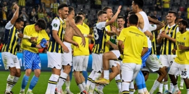 fenerbahcenin-ilk-11i-netlesti-benficada-kerem-akturkoglu-da-sahada-GRLEcgKP.jpg