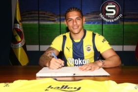 fenerbahceye-diego-carlos-icin-teklif-var-afAUgyBw.jpg