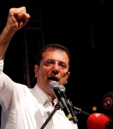 imamoglu-ibb-kumpaslarla-delil-uretip-ailelere-eziyet-ediyor-ama-basaramayacaklar-vCe4KkVF.jpg