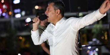 ozgur-ozel-milleti-soyup-zenginlesmenize-aldanmayin-sandik-geliyor-J12PcAgQ.jpg