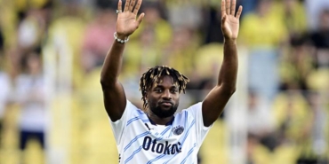 saint-maximin-club-americaya-transfer-oldu-nB3xyKZW.jpg