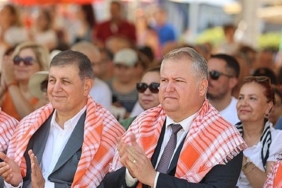 urlanin-2600-yillik-bag-bozumu-senligi-geleneksel-kutlamalarla-basladi-BqTVK176.jpg