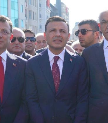 imamoglu-chp-kongreleri-ve-il-baskanimiz-ozgur-celik-onurumuzdur-demokrasiye-sahip-cikiyoruz-kJVEIW1y.jpg