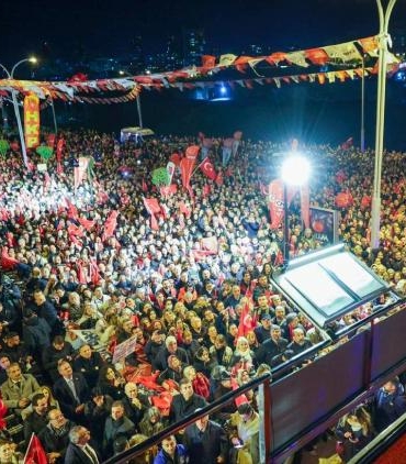 istanbul-chp-il-baskani-ozgur-celik-3-eylulde-buyuk-miting-zeytinburnu-meydaninda-nTKuXeJQ.jpg