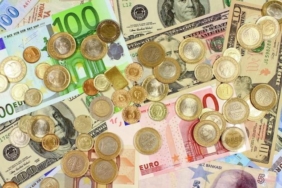commerzbankin-dolartl-ve-eurotl-tahminleri-2026-2027de-kurda-belirgin-artis-bekleniyor-QO2f8nQd.jpg