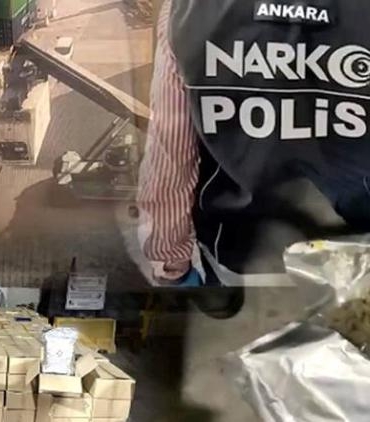 derince-limaninda-uyusturucu-operasyonu-1-ton-508-kilogram-skunk-ele-gecirildi-5-supheli-gozaltinda-XCNx55qc.jpg