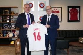 erikli-turkiye-mill-takimlarinin-resm-tedarik-sponsoru-oldu-anlasma-toreni-ve-satirbaslari-DCm7fxIO.jpg