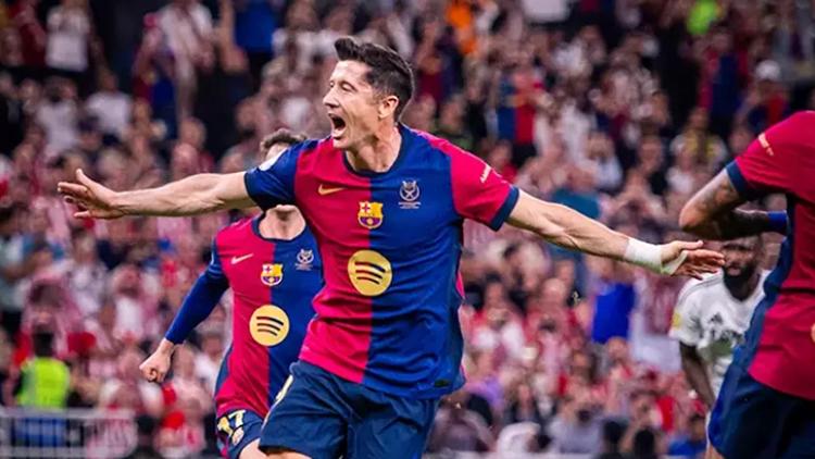 Fenerbahçe Lewandowski için ilk temasını duyurdu: menajerle görüşme gerçekleşti