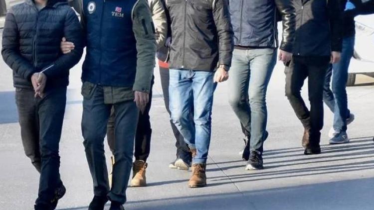 İstanbul’da otelde zehirlenme şüphesiyle hastaneye kaldırılan ailede 2 çocuk ve anne hayatını kaybetti