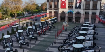 ordudaki-yeni-arac-filosuyla-hizmet-verimliliginde-artis-15-yeni-kamyon-ve-is-makinesi-eklendi-nadFRrbN.jpg
