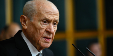 bahceli-imrali-mesajlari-olumlu-surec-adim-adim-ilerliyor-provokasyonlara-ragmen-kararlilik-suruyor-wL5G96Jk.png
