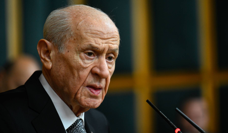 Bahçeli: İmralı mesajları olumlu, süreç adım adım ilerliyor; provokasyonlara rağmen kararlılık sürüyor