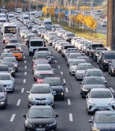 kasim-2025-otomobil-renk-tercihi-ve-toggun-pazar-payi-turkiyede-33-milyonun-uzerinde-trafikte-DdhVEmXT.jpg