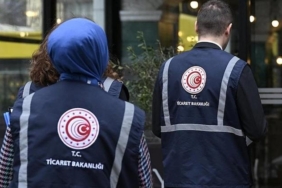 ticaret-bakanligi-guvensiz-barbie-cocuk-giyim-urunu-icin-satis-ve-toplatma-karari-aldi-B5OJjnUl.jpg