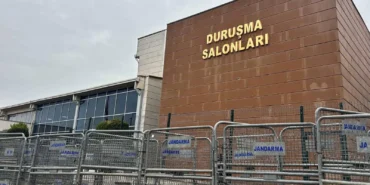 İBB Davası Duruşmasında Kanser Tedavisi Gören Sanığın Yakalama Kararı Kaldırıldı