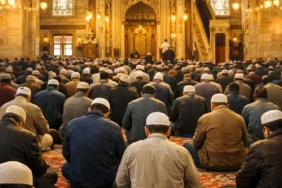 Diyanet cuma hutbesinde sosyal medyada mahremiyet ve doğruluk uyarısı yaptı