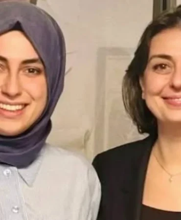 İBB Meclis Üyesi Amine Cansu Çelik CHP'den İstifa Ettiğini Açıkladı