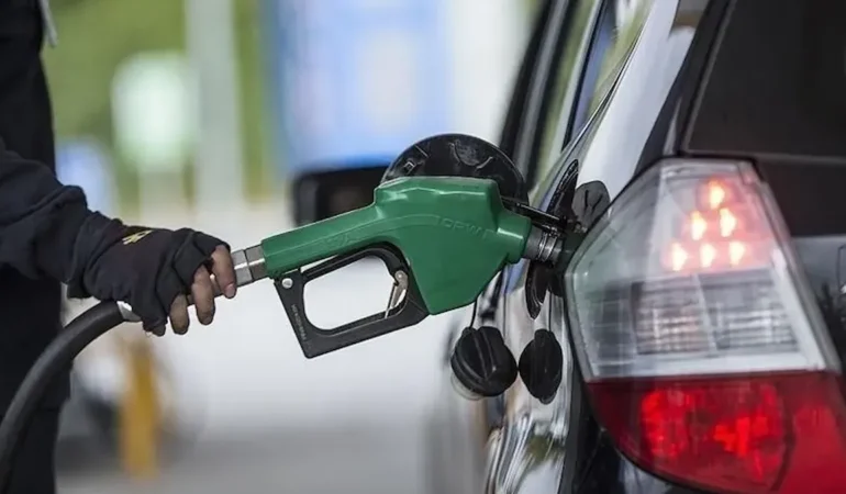 Eşelmobil Sisteminin Sona Ermesiyle Benzinde 12 Lirayı Aşan Artış Bekleniyor