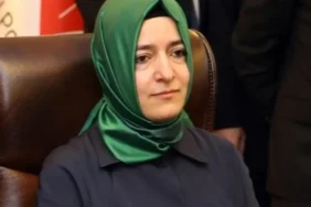 Fon Skandalı Sonrası İstifa Eden Fatma Betül Sayan Kaya AKP Kayıtlarından Çıkarılıyor