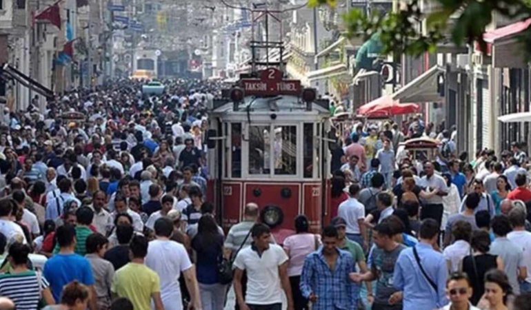 İstanbul'un Tarihi Meydan ve Caddelerinin Geçmişteki İsimleri ve Kökenleri
