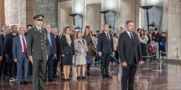 Muayenehane Hekimleri 1 Ekim Nedeniyle Anıtkabir'de Atatürk'ün Huzuruna Çıktı