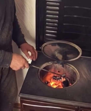 Polonyalı tamirci sobada odun yerine 133 çörek yakarak evini ısıttı