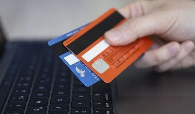 Kredi Kartıyla Altın Alıp Nakde Çevirenlere Bankalardan Limit ve Hukuk Uyarısı