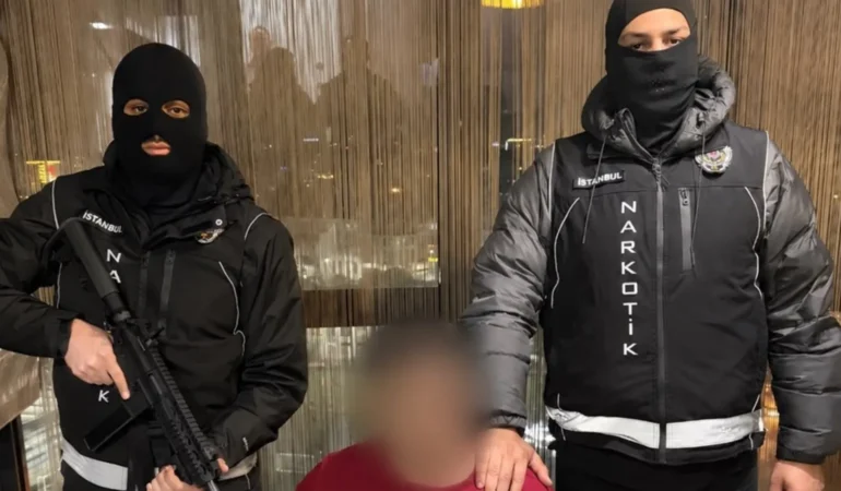 Belçika'nın Uluslararası Seviyede Aradığı Uyuşturucu Şebekesi Yöneticisi İstanbul'da Yakalandı